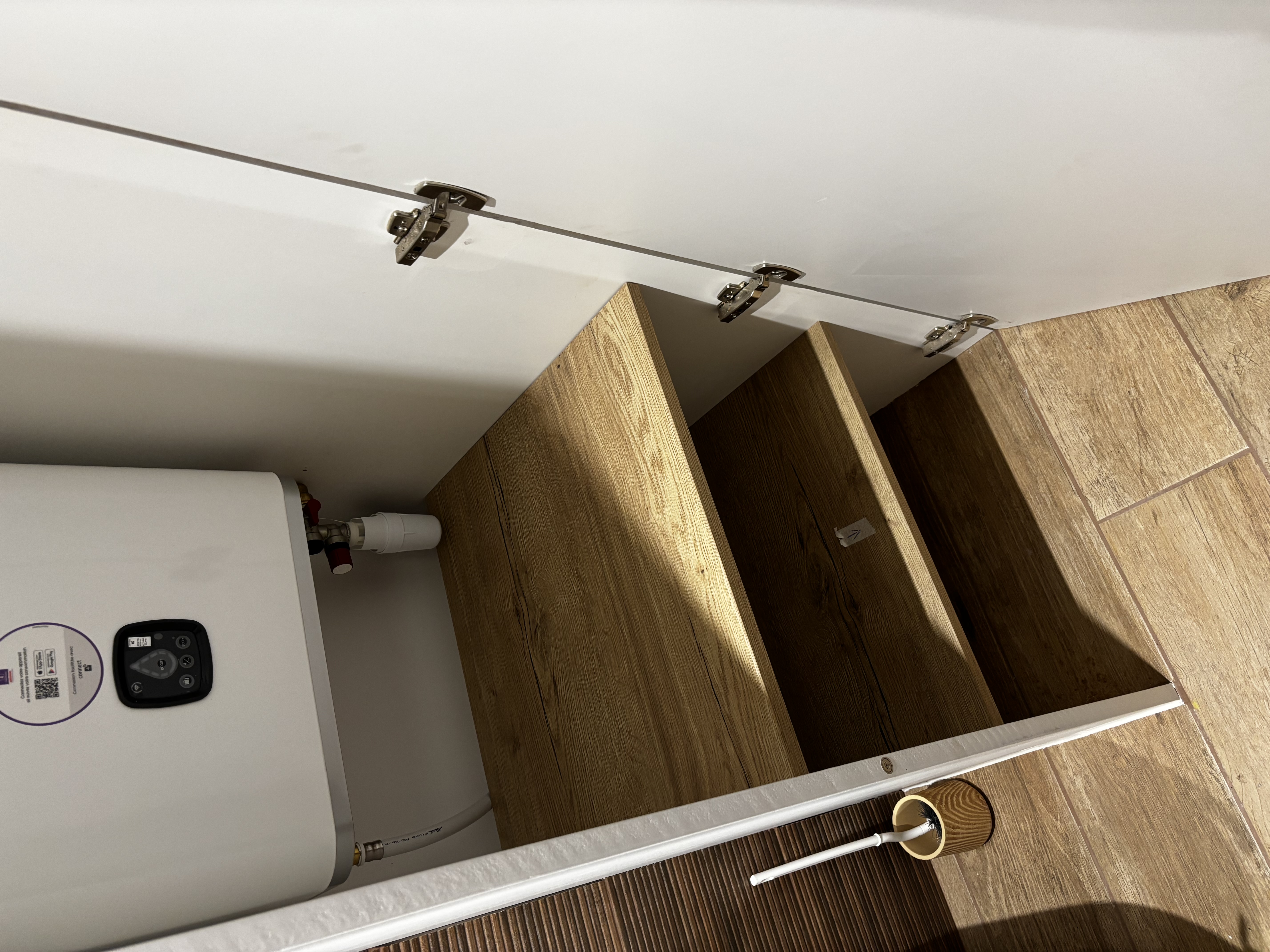 Finition d'un aménagement intérieur rénové